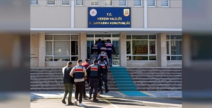Mersin'de düzenlenen operasyonla 42 aranan şahıs yakalandı