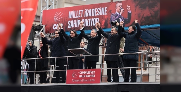 Özgür Özel'den tarihi çağrı: 'Bin günlük seçim neferi olmaya var mısınız?