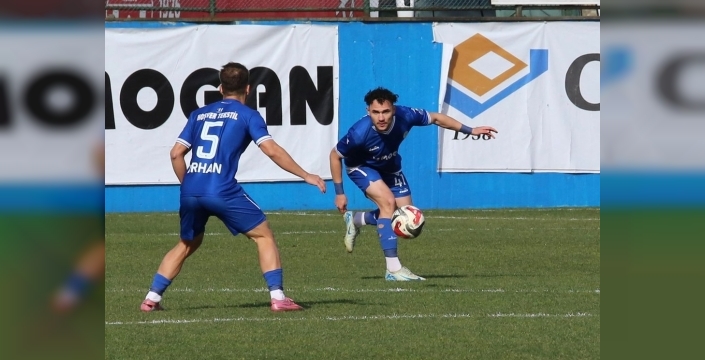 Pazarspor, Bulancakspor'u tek golle geçti