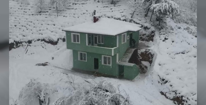 Şehit ailesi harabe evden kurtuldu, yeni yuvaya kavuştu