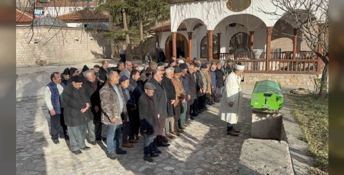 Tokat'ta kan donduran cinayet: Baba, oğlu tarafından baltayla öldürüldü, cenaze toprağa verildi