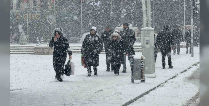 Tokat’ta soğuk hava nedeniyle eğitime 1 gün ara verildi