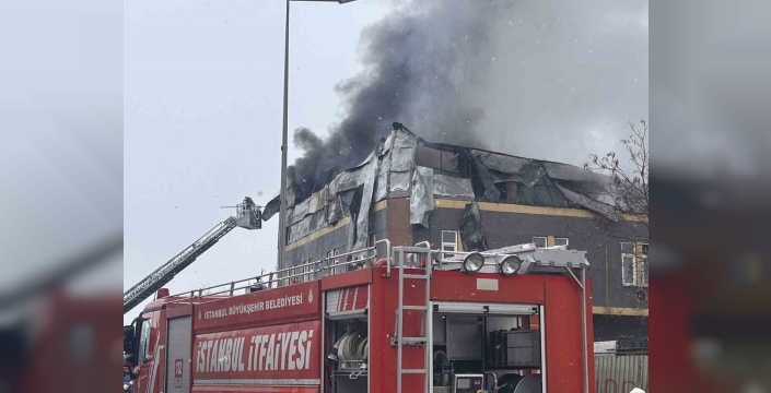 Tuzla'daki çakmak fabrikasında çıkan yangın söndürüldü, 6 işçi kurtarıldı!