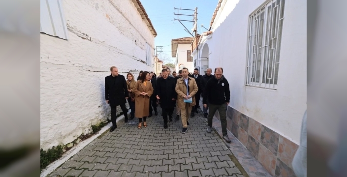 Vali Akbıyık, Saburhane'nin kültürel mirasını inceledi