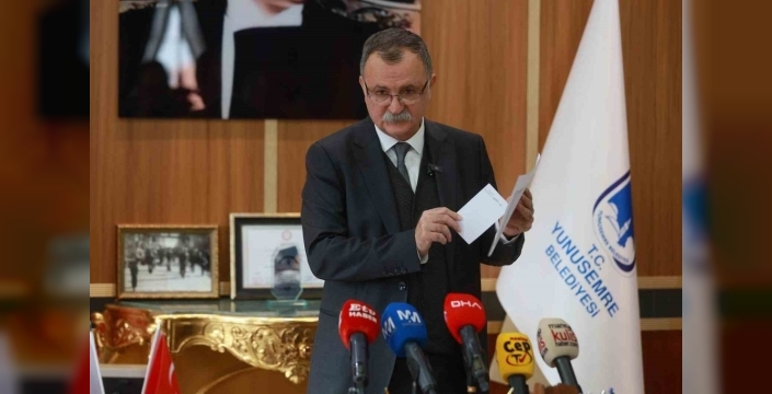 Yunusemre Belediye Başkanı Balaban 2025'i değerlendirdi: Acılarla dolu ama umut dolu bir yıl