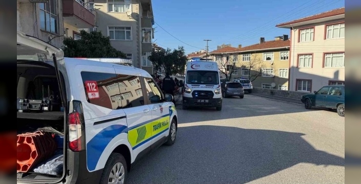 Zonguldak'ta motosiklet sürücüsü kazadan kurtulmak isterken devrildi: 1 yaralı