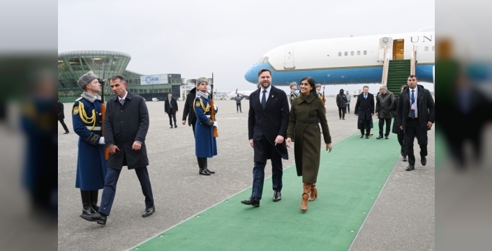 ABD Başkan Yardımcısı Vance, Azerbaycan'da resmi temaslarda bulunuyor