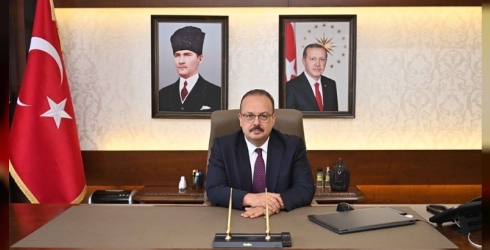 Aydın Valisi Canbolat'tan Berat Kandili'nde sevgi ve kardeşlik vurgusu