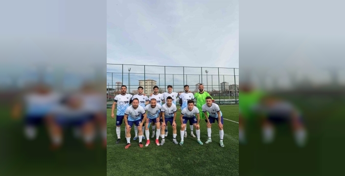 Başakpınarspor, geriden gelerek Gaziosmanpaşaspor'u 2-1 mağlup etti