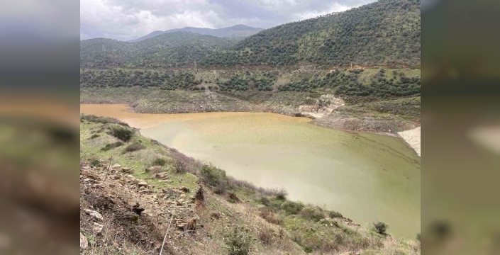 Bayındır'da yağmur bereketi: Zeytinova Barajı'nda su seviyesi yükseliyor
