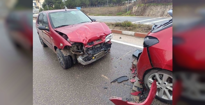Bilecik'te zincirleme trafik kazası: 4 yaralı