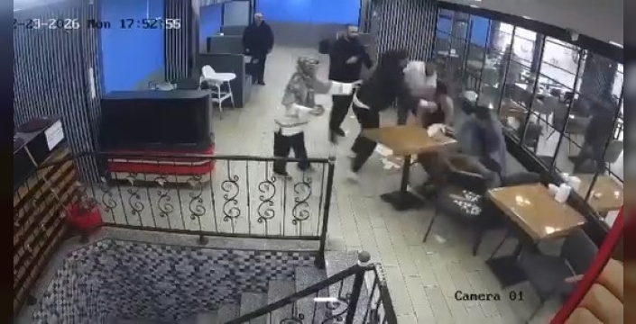 Bursa'da kahvehanede çıkan kavga 100 bin liralık hasara yol açtı