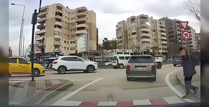 Bursa'da trafikte küçük bir jest, yürekleri ısıttı