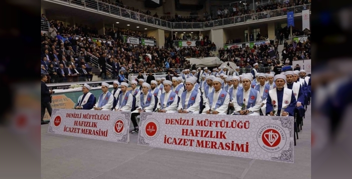 Denizli'de 168 öğrenci hafızlık diploması alarak gururlandı