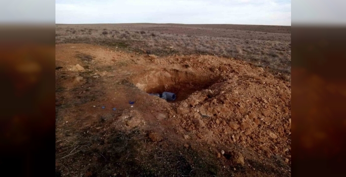 Eskişehir'de kaçak kazı yapan 2 kişi suçüstü yakalandı