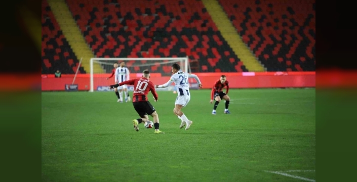 Gaziantep FK, Kasımpaşa'yı 2-1 mağlup ederek galibiyet serisini sürdürdü