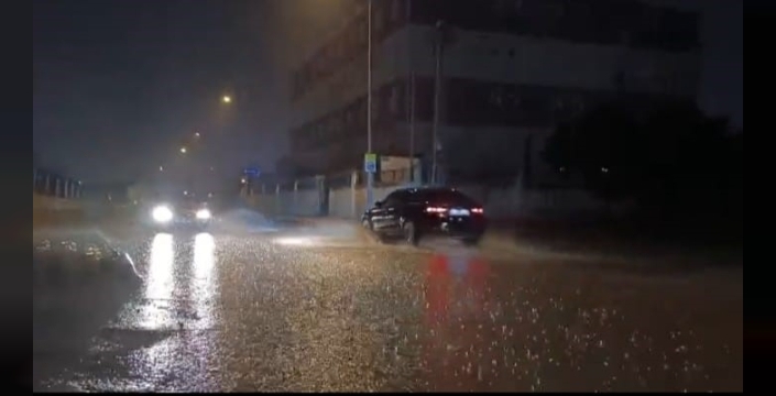 Hatay'da kuvvetli sağanak yağış etkili oluyor