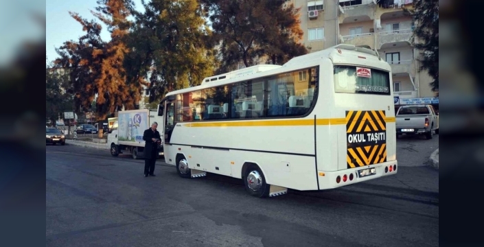 İzmir'de öğrenci servis ücretlerine yüzde 5 zam geldi, yeni tarifeler belli oldu