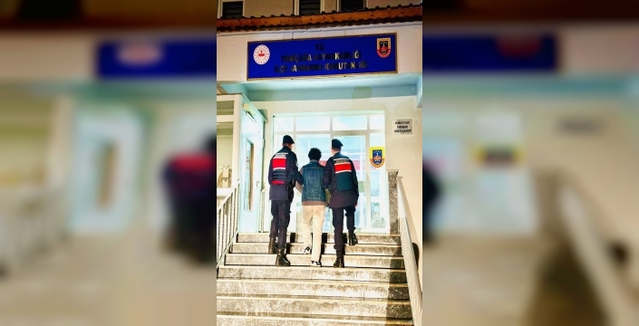 Kaçak hükümlüye jandarmadan nefes kesen operasyon!