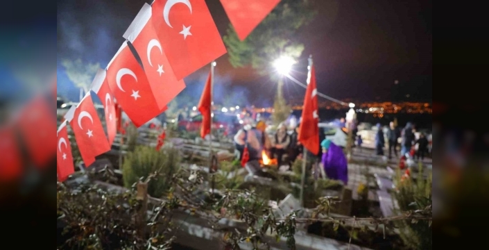 Kahramanmaraş’ta 6 Şubat’ta kaybedilenler anıldı, acılar tazelendi