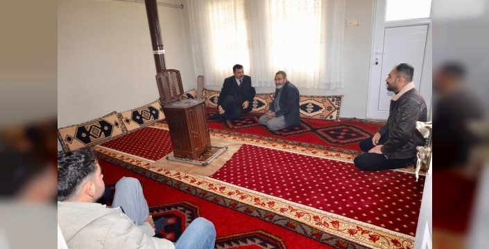 Kahta Kaymakamı'ndan şehit ailesine duygu dolu ziyaret