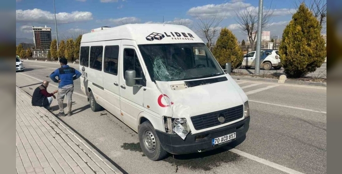 Karaman'da acı kaza: Yaya minibüs çarpması sonucu yaşamını yitirdi