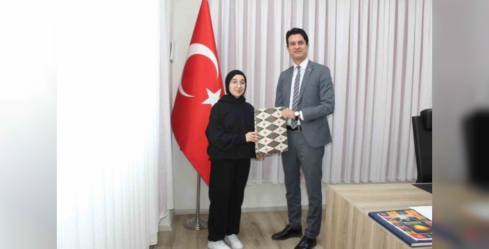 Köyceğiz'de Nisa Nur Hammaloğlu, hafızlık yarışmasında il birincisi oldu