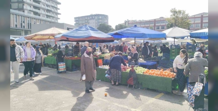 Kurtuluş Semt Pazarı, yeni yerinde daha güvenli hizmet sunmaya başladı