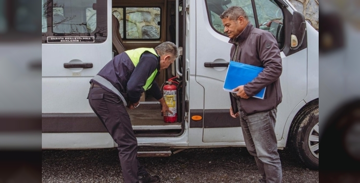 Kuşadası'nda okul servislerine sıkı denetim: Güvenlik ön planda