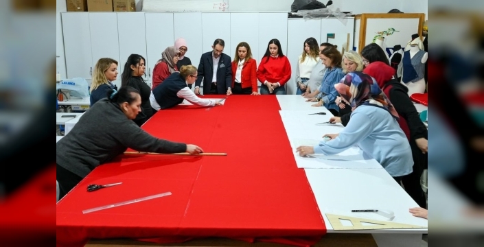 Muğla'da bayrak dikim kursu başarıyla tamamlandı