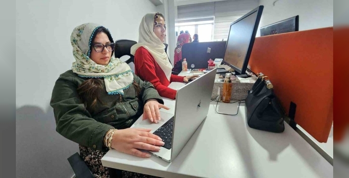 Muğlalı kadın gazetecilerden Zeynep Güneş'e destek mesajı