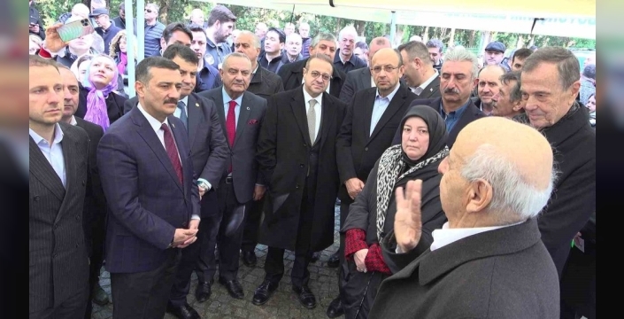 Mümin Gençoğlu, kabri başında dualarla anıldı