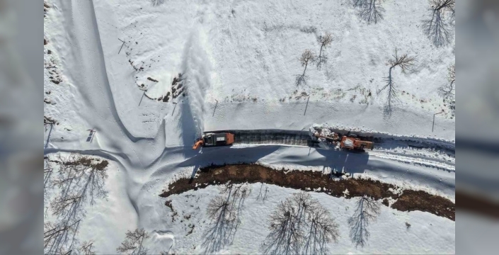 Muş-Bitlis kara yolu kar ve tipi nedeniyle kapatıldı