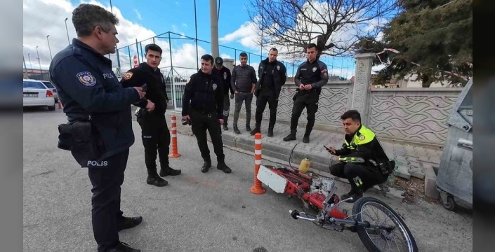 Polisin 'dur' ihtarına uymayan motosiklet sürücüsü, memuru yaraladı ve kaçamadı