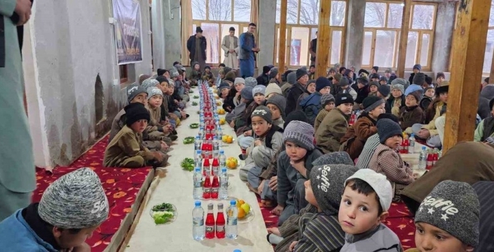 Ramazan Bereketini Dünyaya Taşıyan İhlas Vakfı: Yurt İçi ve Yurt Dışında Gönül Sofraları Kuruluyor