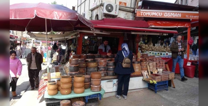 Ramazan yaklaşıyor, güveç tezgâhları nostaljiyi arıyor