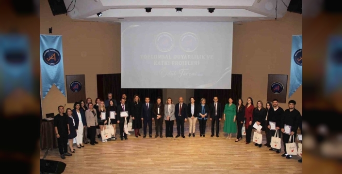 Spor Bilimleri Fakültesi'nden 'Harekete Geçelim Eğlenip Öğrenelim' projesiyle büyük başarı!