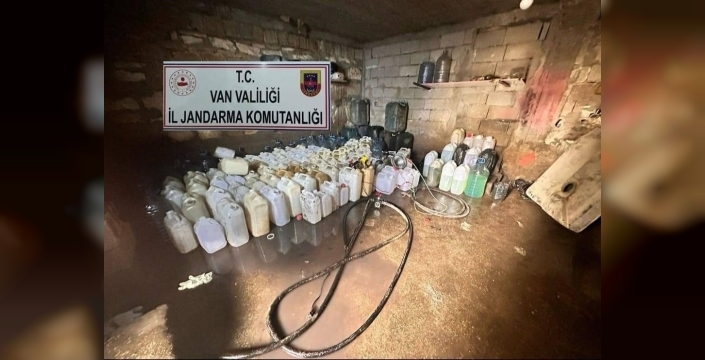 Van'da 531 litre kaçak motorin operasyonu: R.A. gözaltında