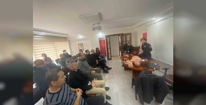 Veteriner hekimler acil durumlar için bilgilerini güncelledi