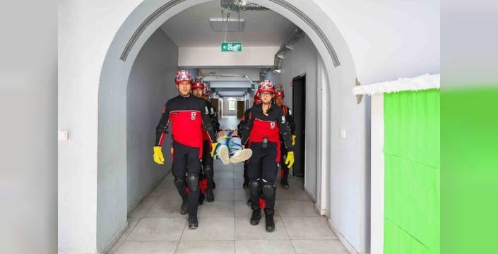 Bodrum'da öğrenciler deprem anına hazır: