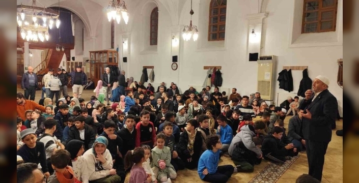 Bolvadin'de 'Vakti Kuşanmak Projesi' devam ediyor