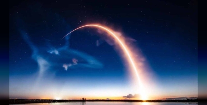 Florida semalarında UFO paniği: Denizanası sanılan ışıklar aslında uzaydan geldi!