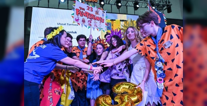 Fuar İzmir'de 'Bilim Kahramanları'nın heyecan dolu mücadelesi: 6 takım uluslararası turnuvada!