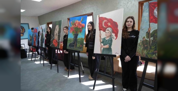 Genç Ressamlar Şehitleri Andı: Çanakkale Ruhunu Tuvale Taşıdılar