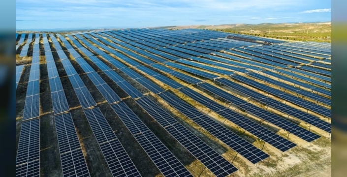 İspanya, Avrupa'nın enerji krizinden en az etkilenen ülke oldu