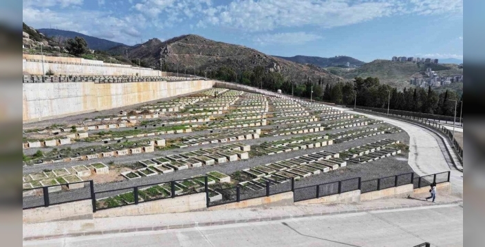 İzmir'de mezarlık alanları artırılıyor: 487 bin metrekare yeni alan açıldı