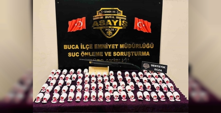 İzmir'de uyuşturucu operasyonu: 5 bine yakın hap ele geçirildi