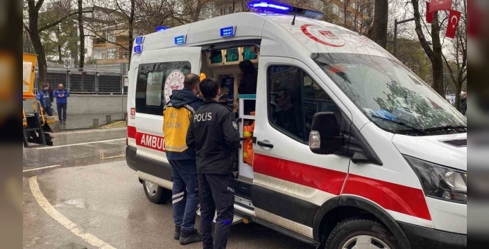 İzmit'te fırın yangını: 3 kişi dumandan etkilendi