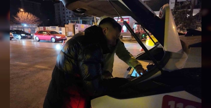 Kadıköy'de makas atan sürücü, ceza ve ehliyetine el konuldu