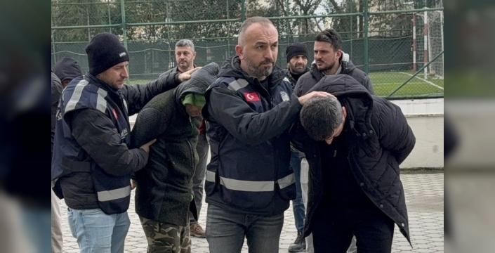 Kahraman kurye, araç kundaklama suçlamasıyla tutuklandı